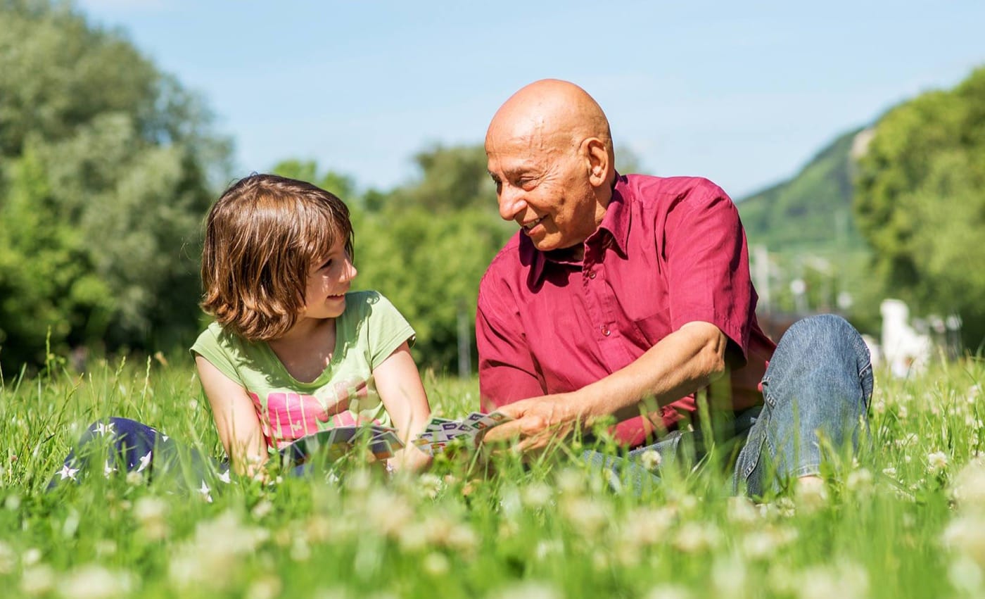 Austausch zwischen Generationen tut allen gut.